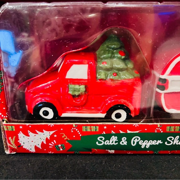 Christmas Red Truck & Camping RV Salt & Pepper Shakers - Picture 2 of 3